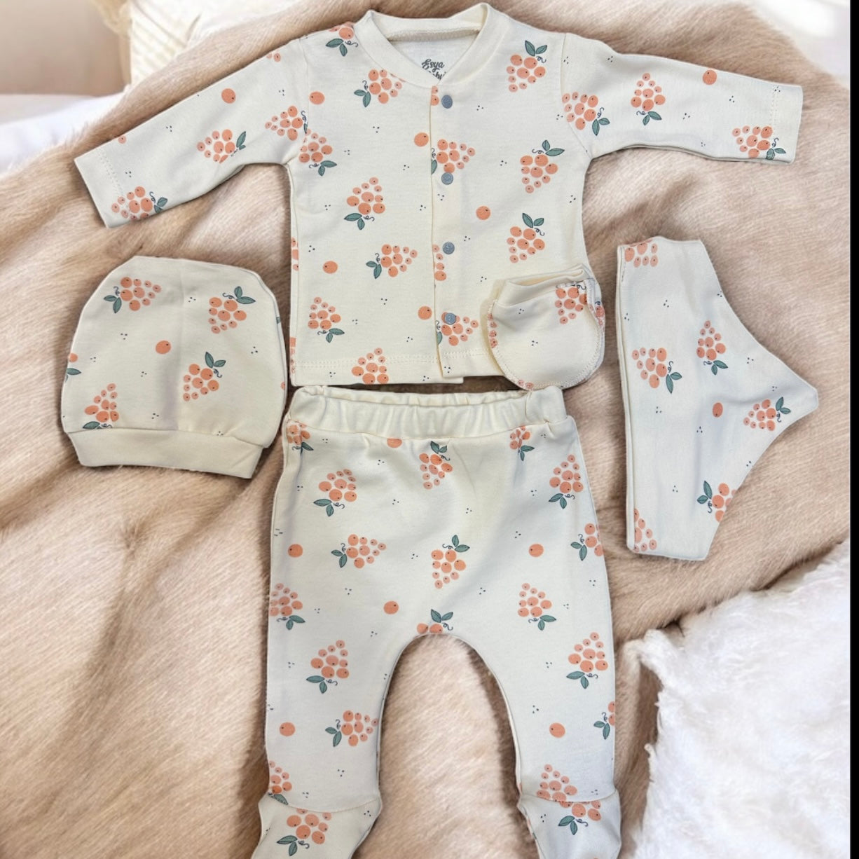 Ensemble Bébé Nouveau-Né 5 Pièces – Confort et Élégance