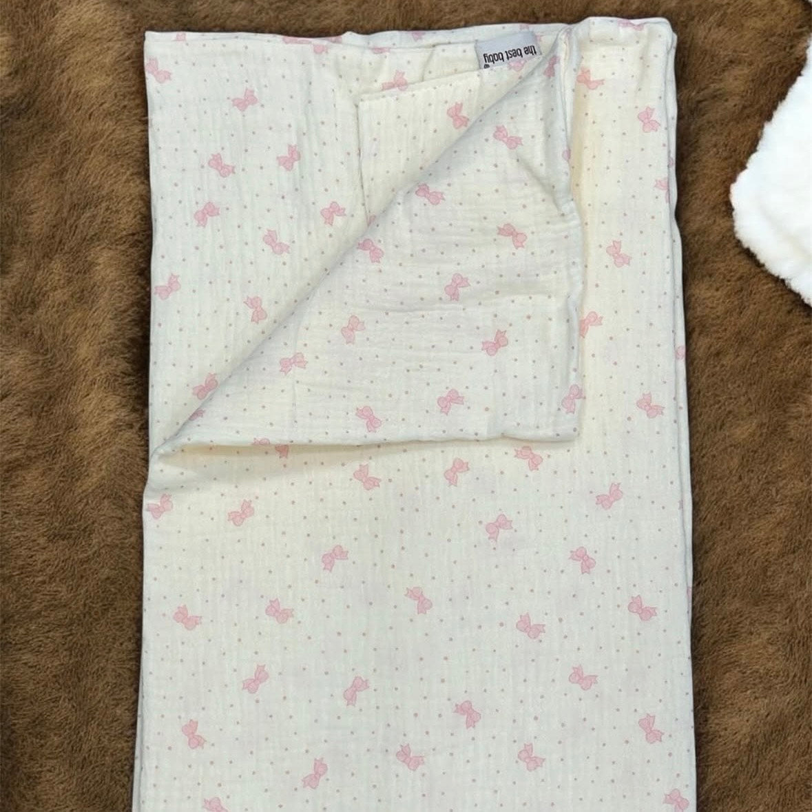 Plaid Douce et Délicate pour Bébé – Motifs Nœuds Roses