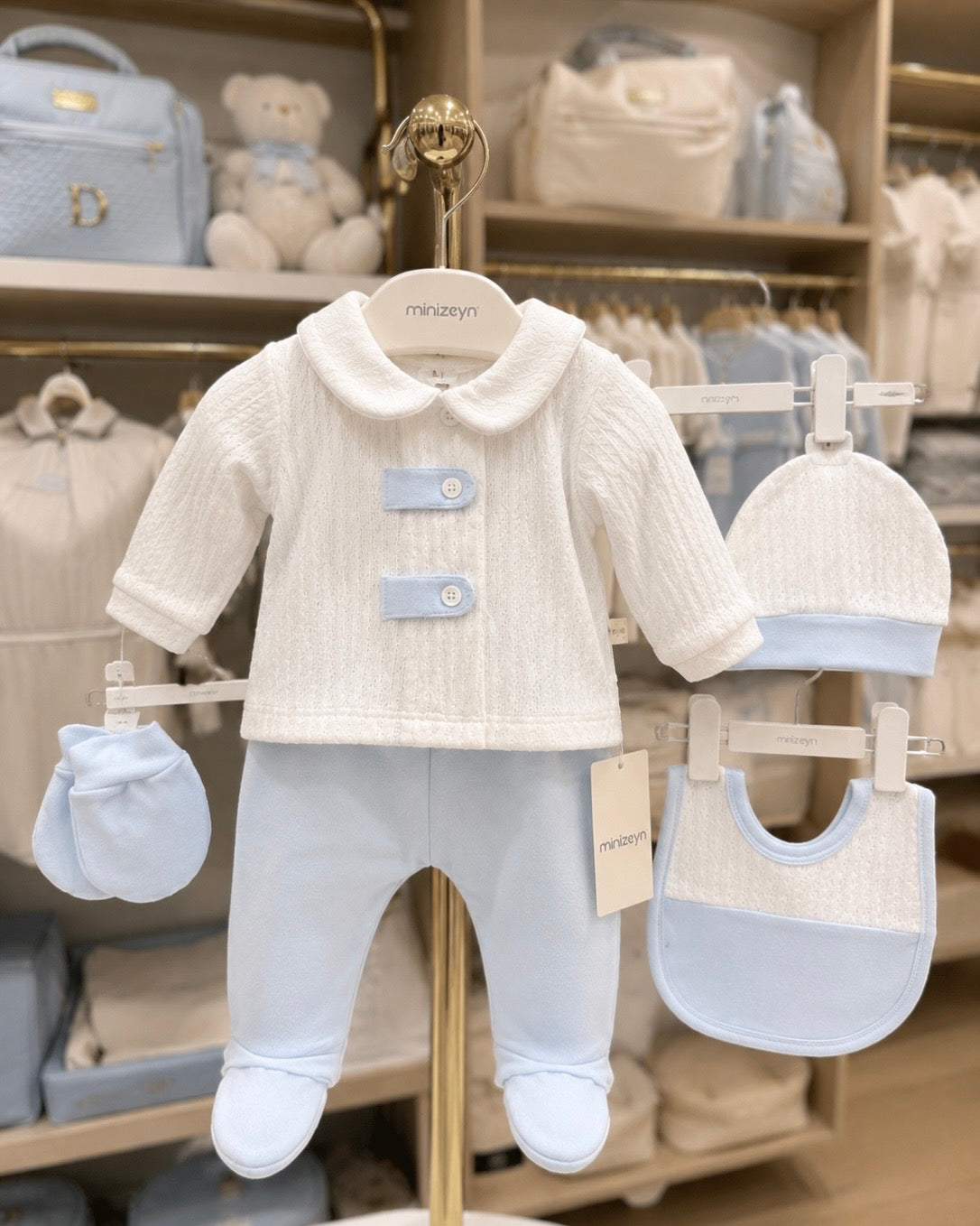 Ensemble 100% coton +5 pièces pour bebe 0-3 mois Blanc bleu pastel, col claudine, tricot fin