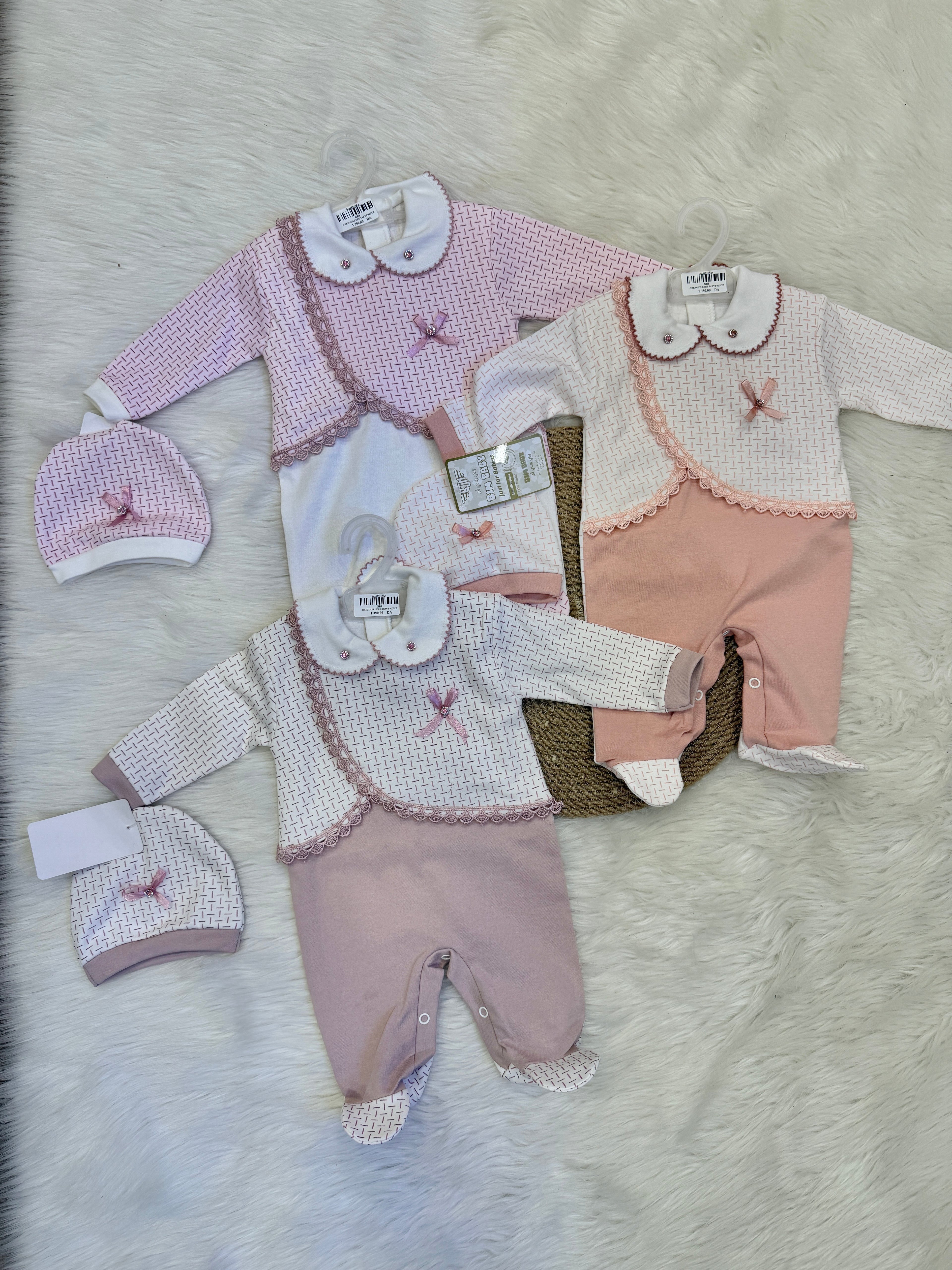 Grenouillère classique pour nouveau-né.