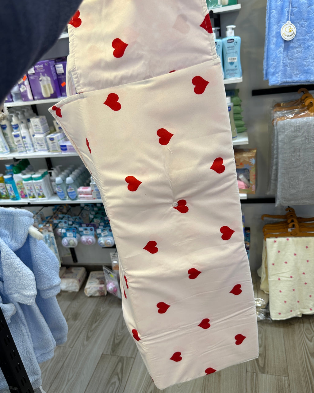 💖 Tapis de Change Bébé Pliable à Cœurs Rouges 💖