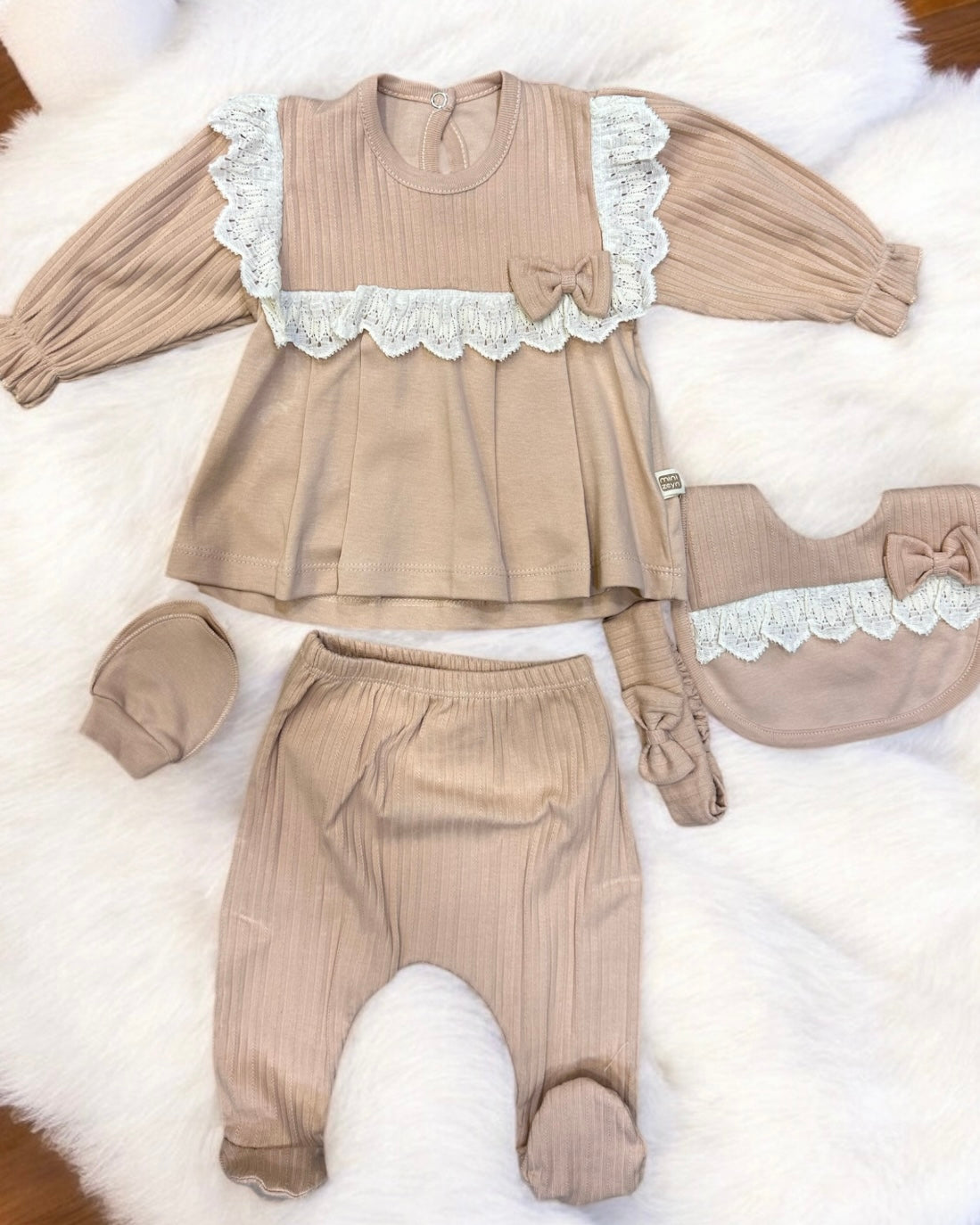 Ensemble Bébé Nouveau-Né 5 Pièces – Confort et Élégance