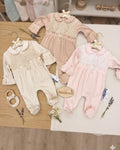 Pyjama Grenouillère Bébé « Élégance Dentelle » 0-6 M