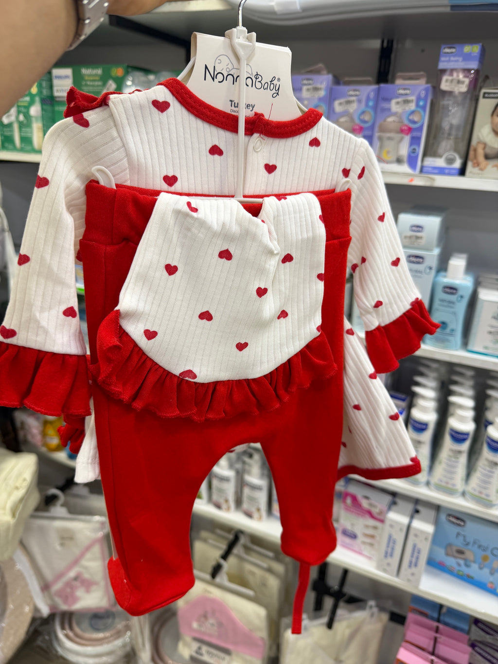 💖 Ensemble 5 Pièces Bébé Fille "Cœur Doux" – Rouge & Blanc 0-3 M