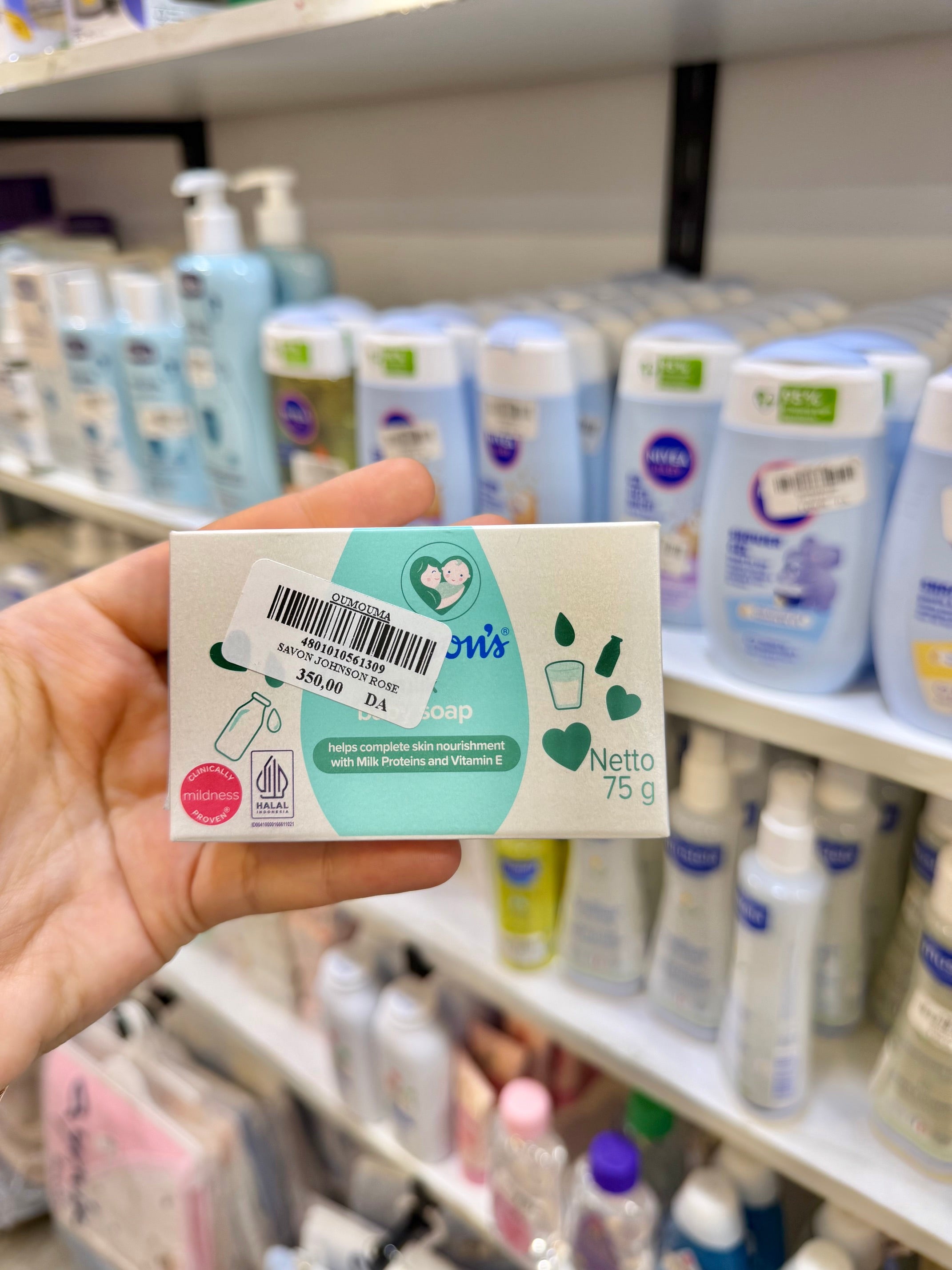 Savon Doux Bébé Johnson's – Aux Protéines de Lait & Vitamine E (75g)