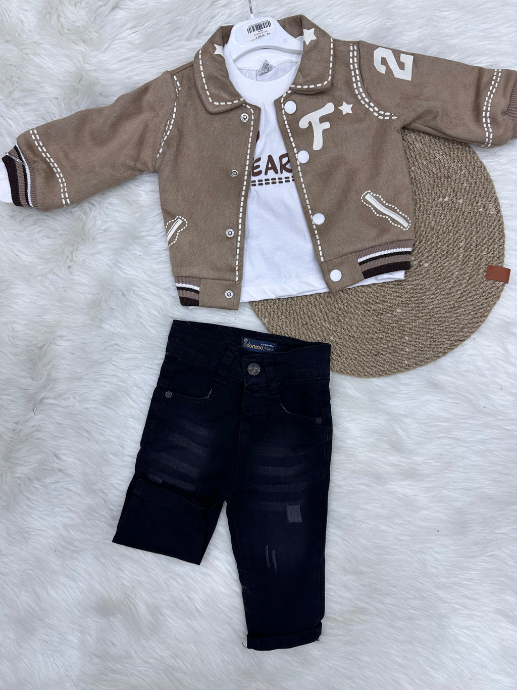 Ensemble 3 Pièces "University Style" – Veste Teddy Beige & Jean Noir