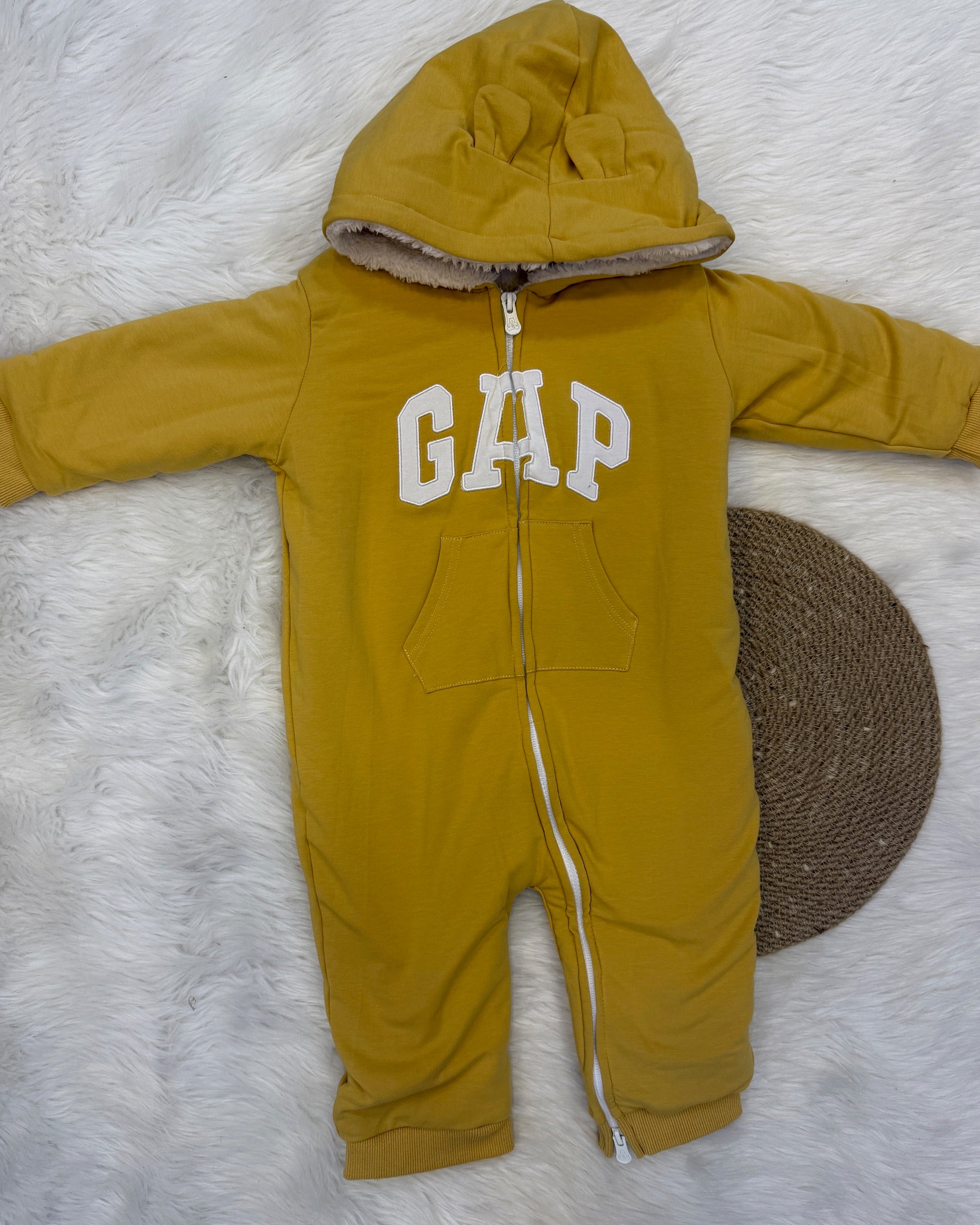 🧸 Combinaison bébé à capuche – Confort & chaleur au quotidien