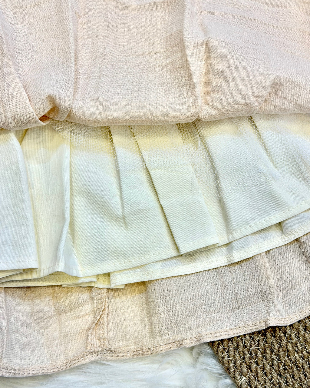 Robe Bohème en Gaze de Coton & Crochet – Douceur et Élégance Naturelle