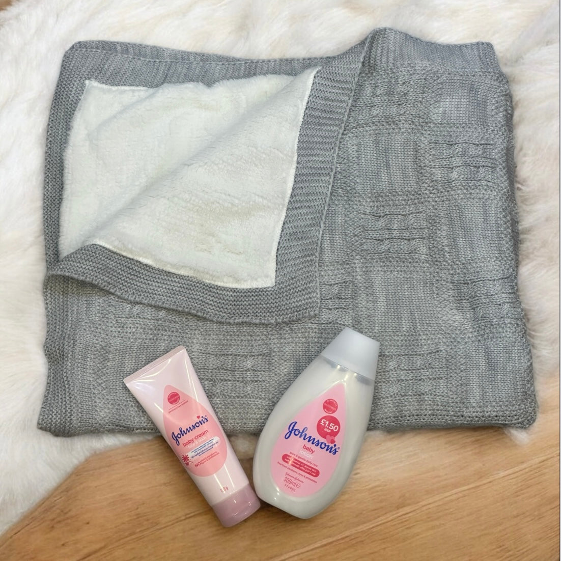 Plaid Double Face – Chaleur et Élégance