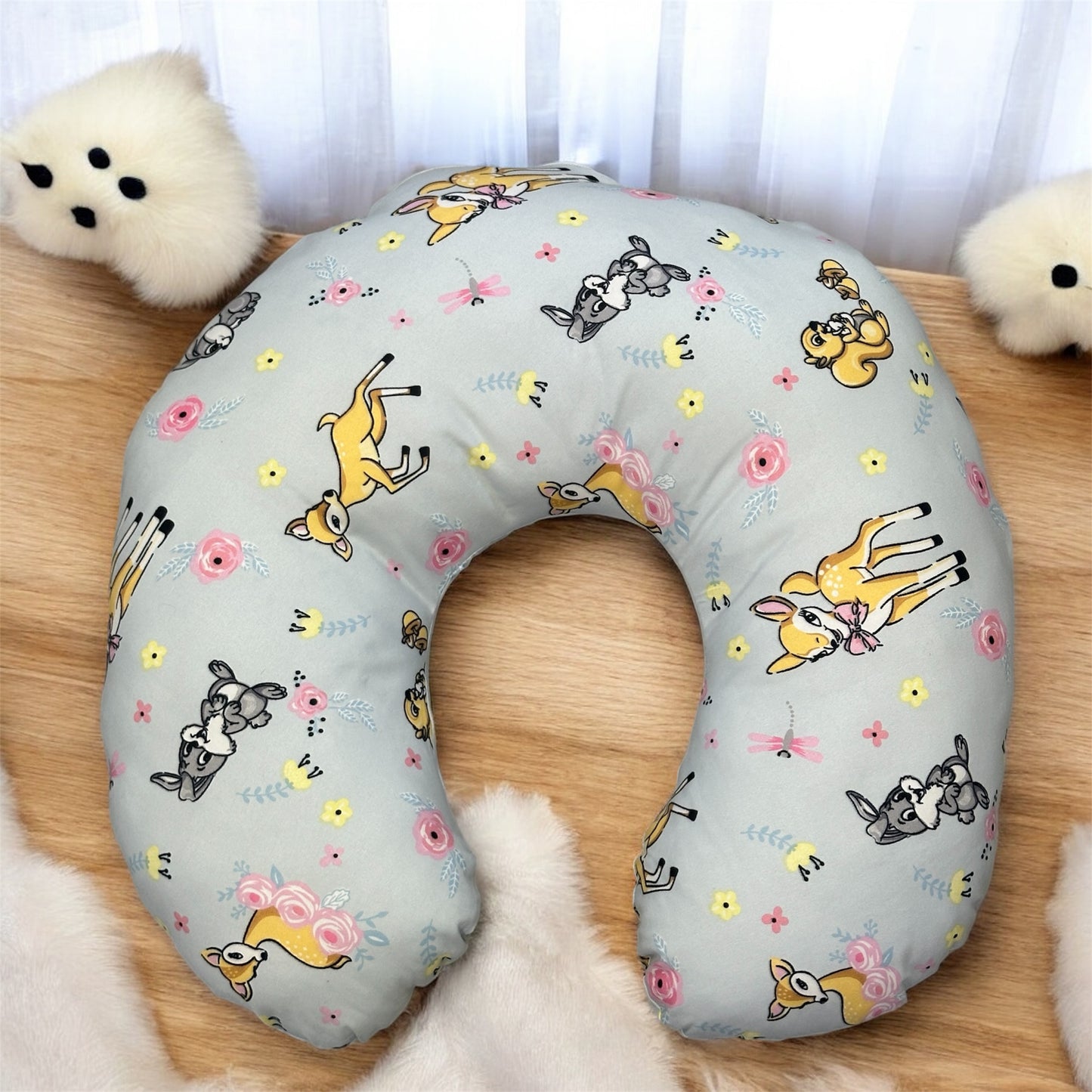 Coussin d'allaitement "Promenade en forêt"