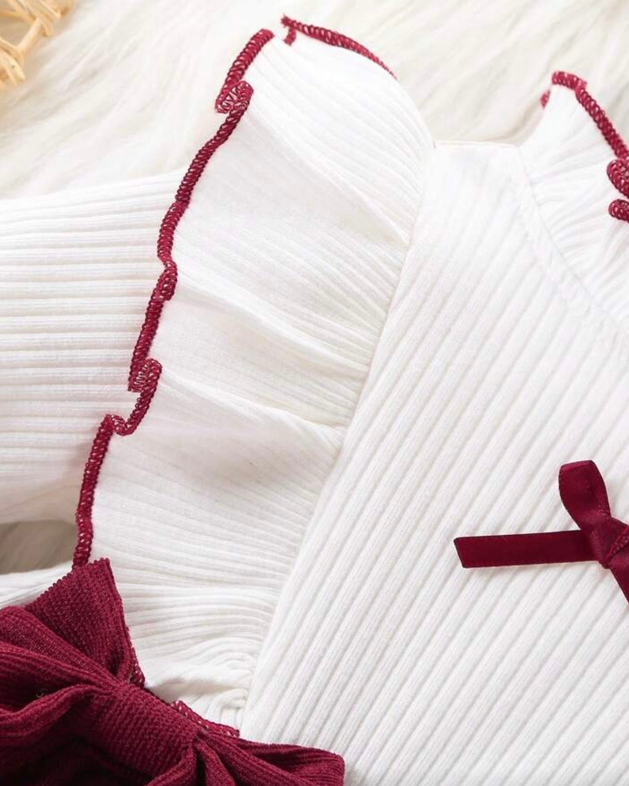 🌹 Ensemble 2 Pièces "Velours & Volants Romantiques" – Charme et Distinction