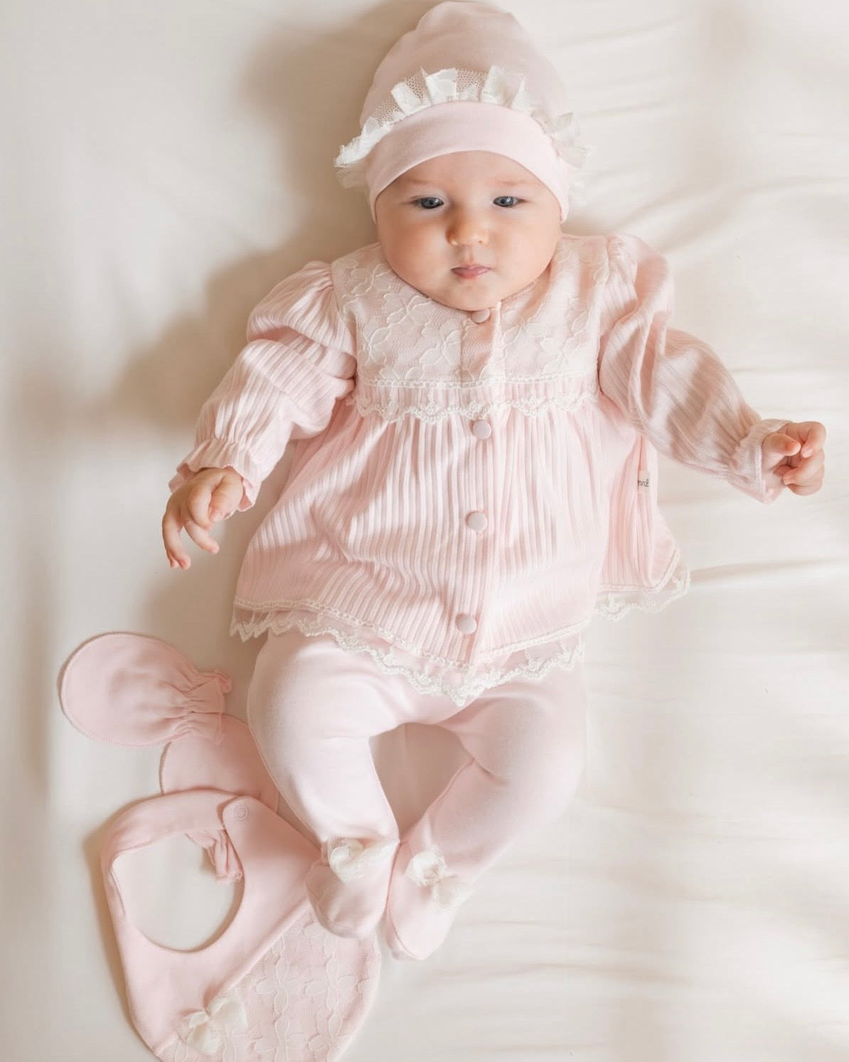 Ensemble de Naissance "Douceur de Rose" – Pack Complet 5 Pièces 0-3 Mois