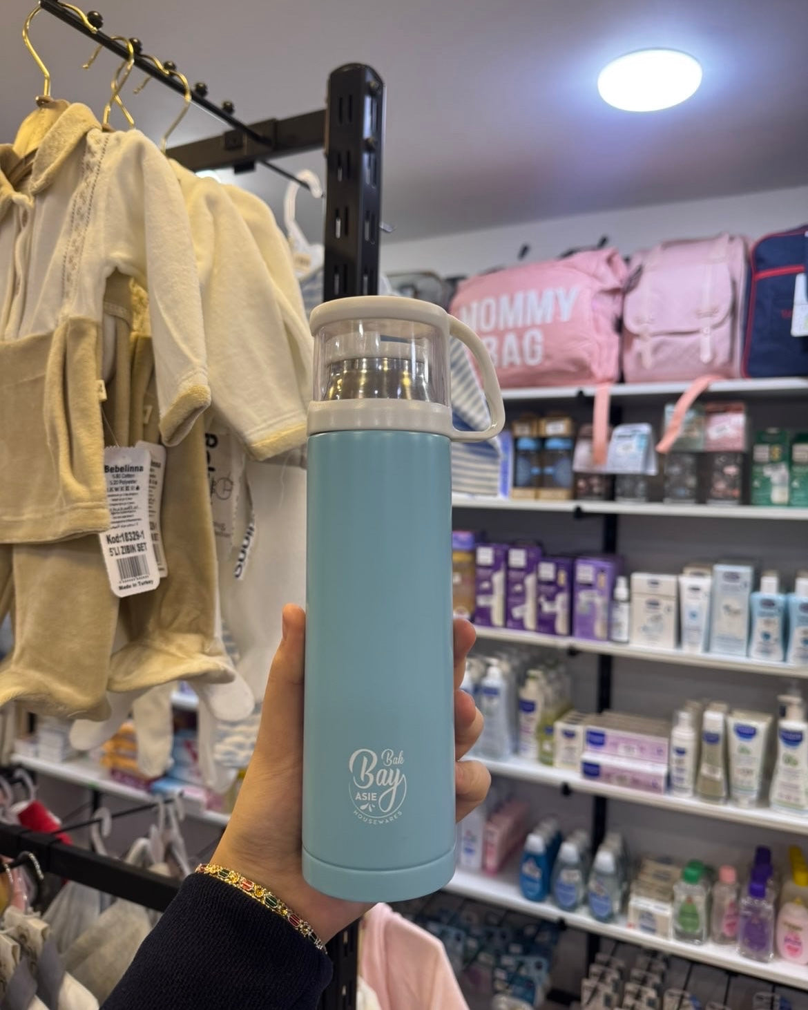 🍼 Bouteille Thermos Isotherme  – Le Compagnon Idéal des Sorties 400ML