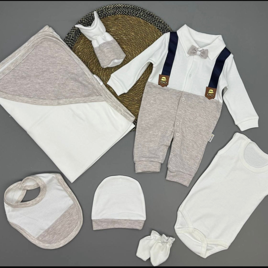 Ensemble Naissance "Élégance Géométrique" 7 pièces - En beige