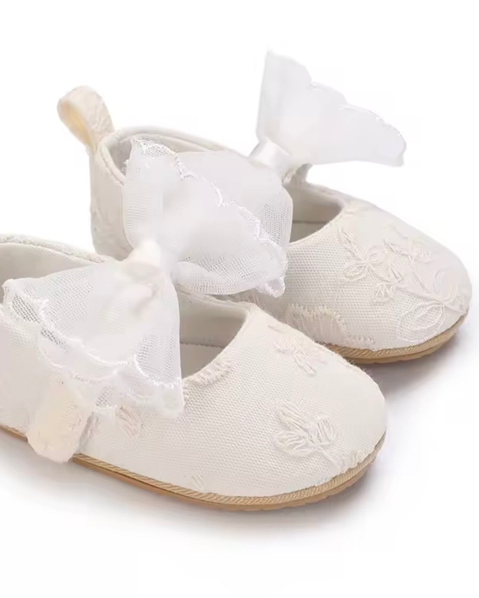 🕊️ Chaussures Souples "Éclat de Dentelle" – Élégance & Douceur Avec Semelle