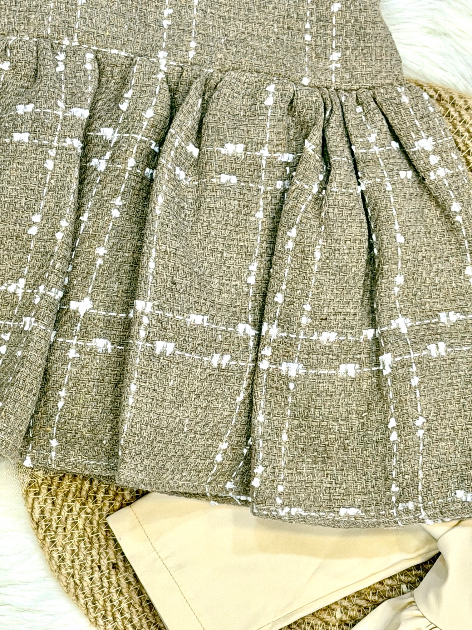 Ensemble 2 Pièces Élégant : Robe en Tweed & Veste à Dentelle – Chic d'Hiver 6M-24M