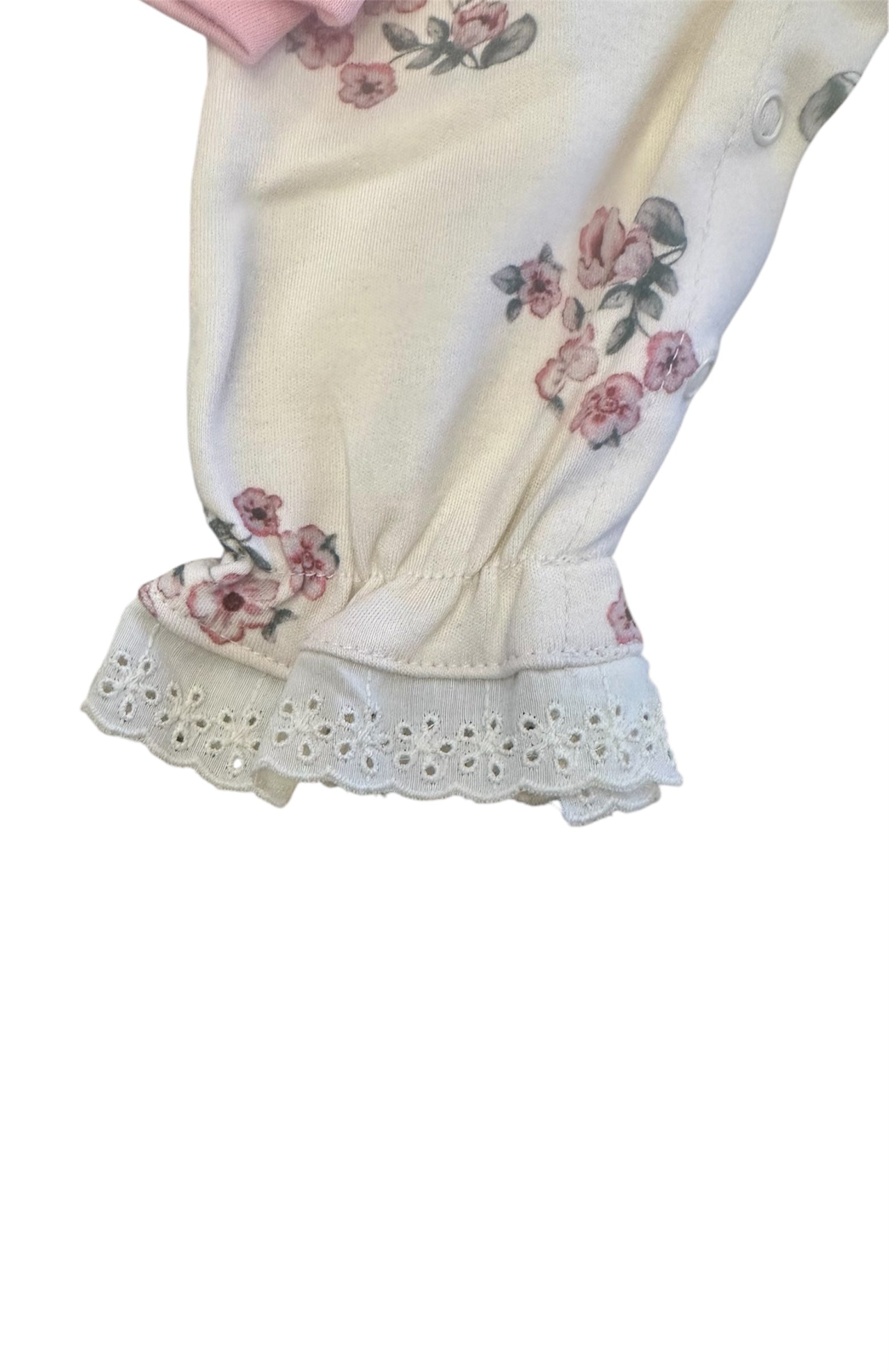 Grenouillère Bébé Fleurie – Élégance & Douceur