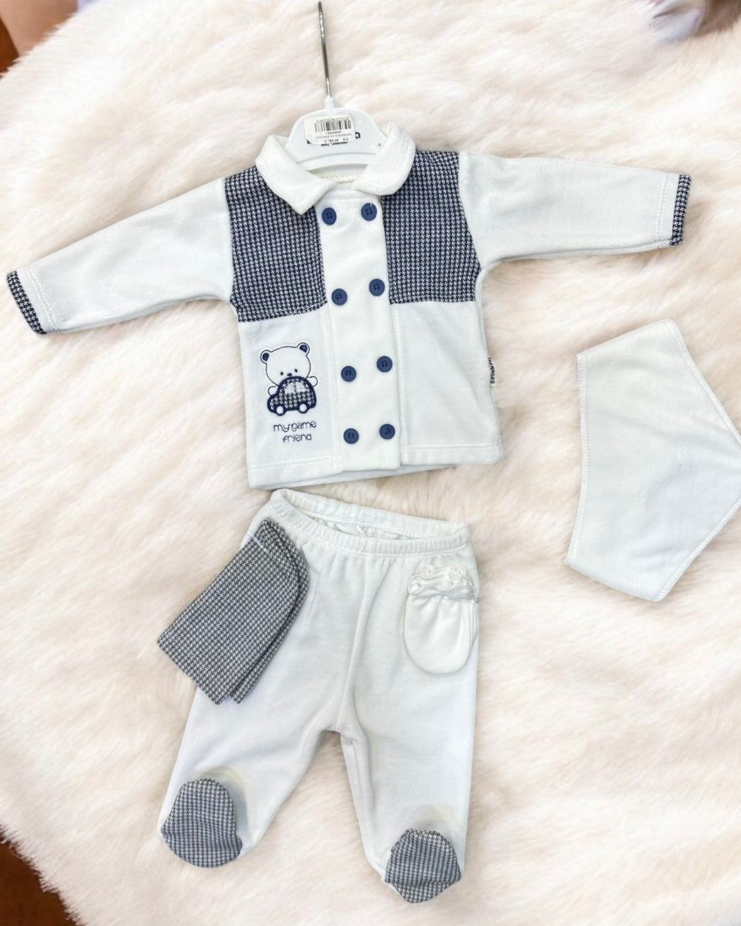 Ensemble Bébé 5 Pièces en Velour– Douceur et Confort au Quotidien 💖