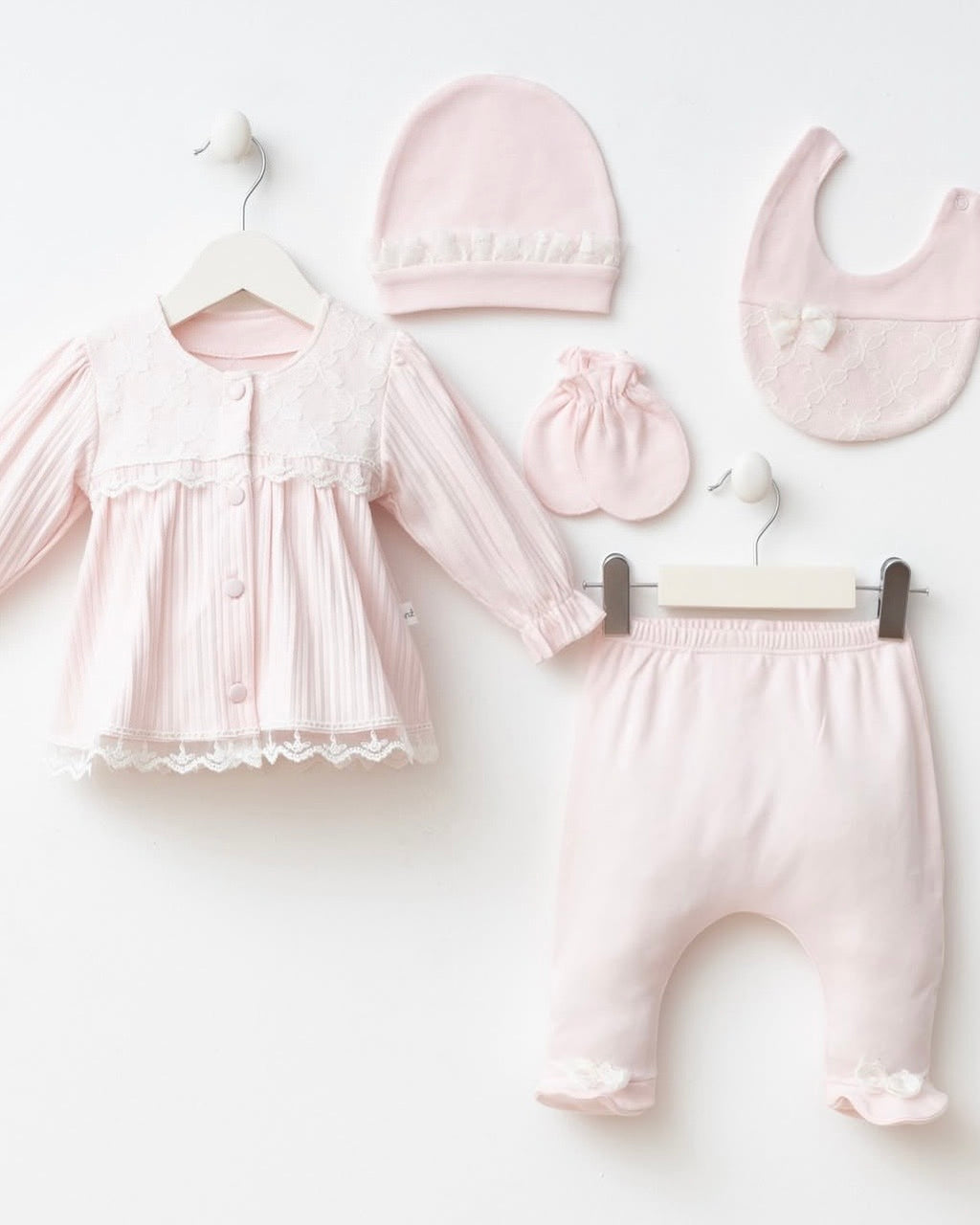 Ensemble de Naissance "Douceur de Rose" – Pack Complet 5 Pièces 0-3 Mois